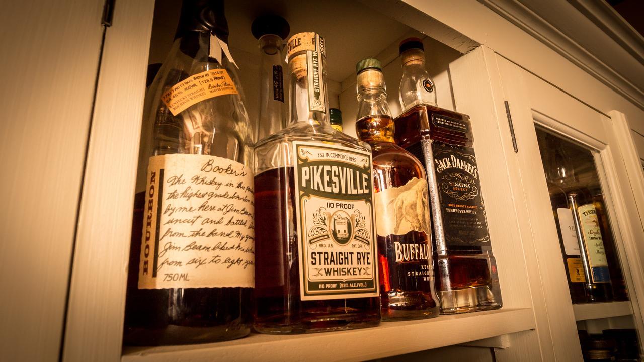 Hotel Fidder - Patrick'S Whisky Bar Zwolle  Bagian luar foto